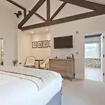 Tithe Barn - Self Check In Cockermouth